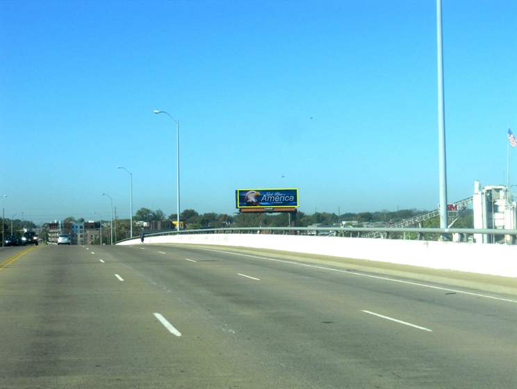 Approach Photo of Panel 80112